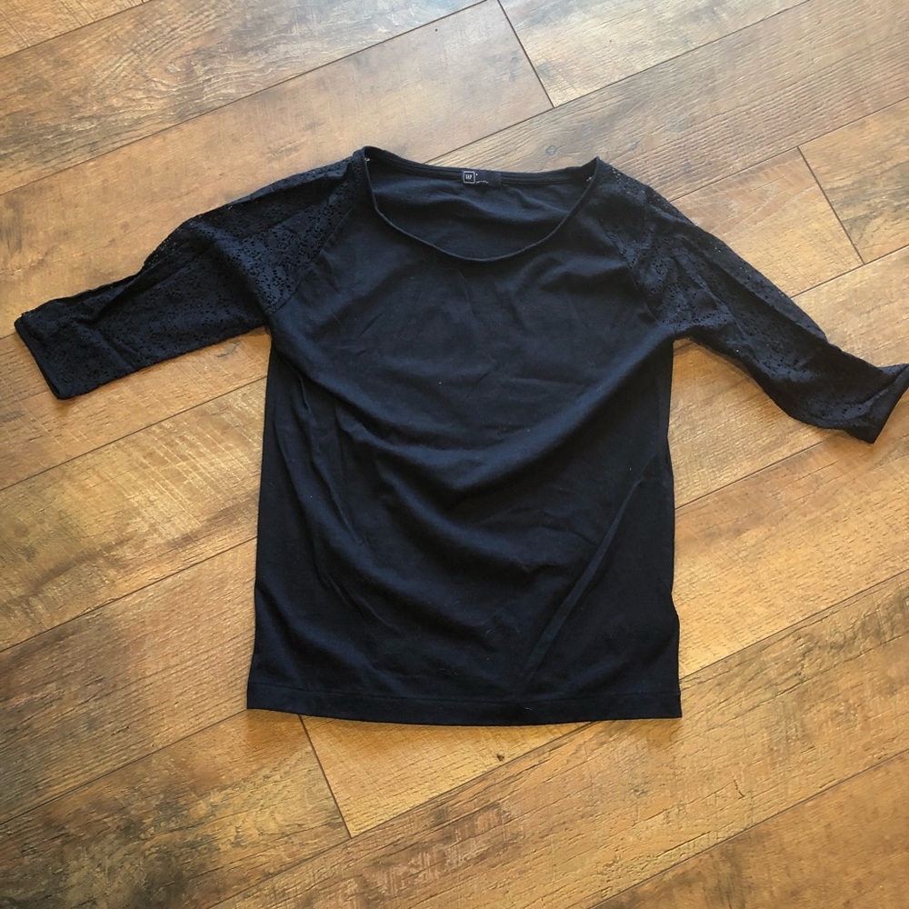 Long sleeve blouse with lace sleeves